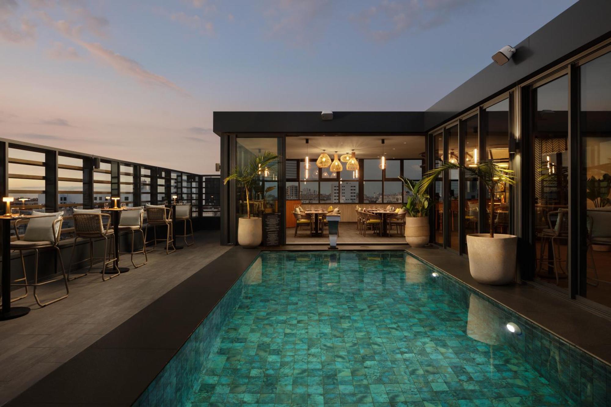 Отель Courtyard By Marriott Casablanca Downtown Экстерьер фото